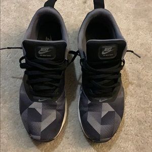 Men’s Nike Air Max Tavas